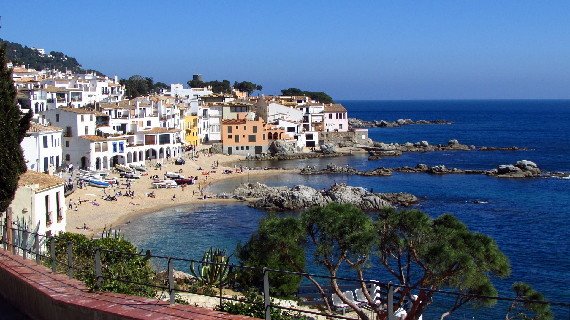 Capturing Coastal Beauty: A Photography Travel Guide to Spain’s Stunning Beaches Capturing Coastal Beauty: A Photography Travel Guide to Spain’s Stunning Beaches
