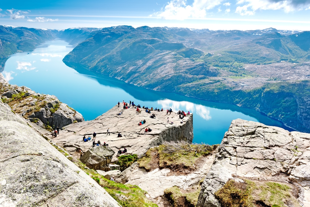 Lysefjord Noorwegen shutterstock 433237684,