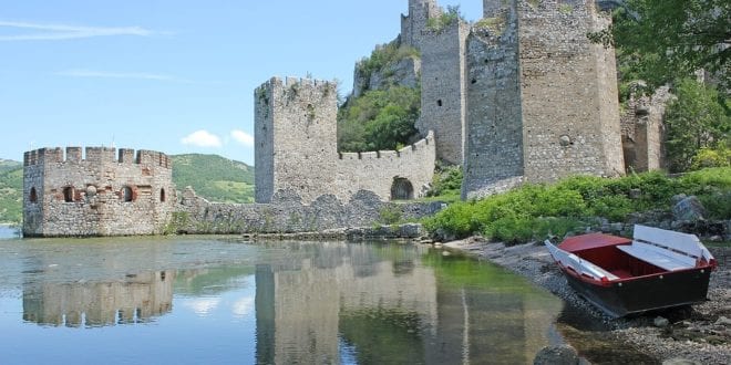 Kasteel đerdap in Servië