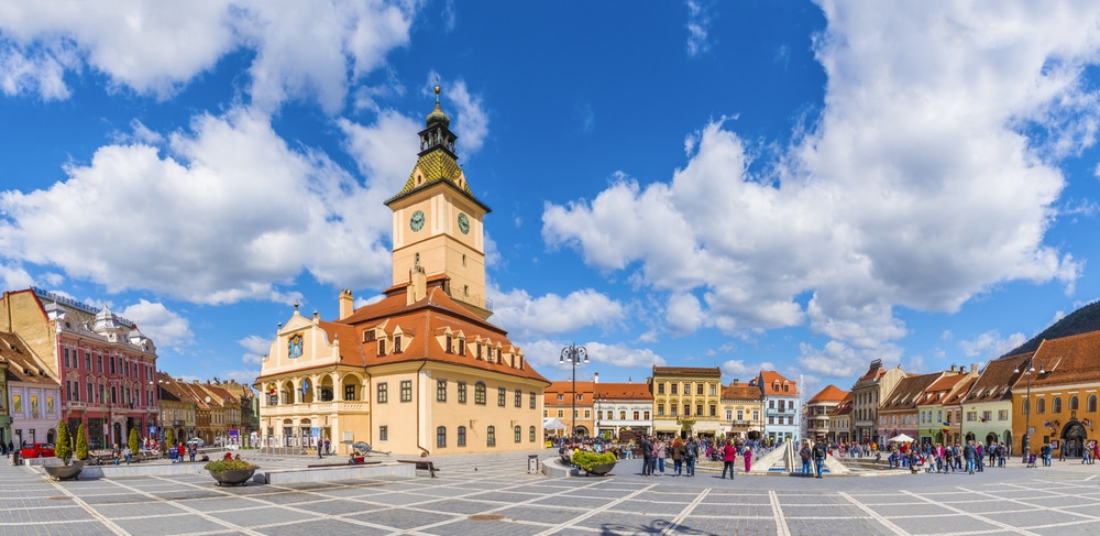 Brasov Roemenië shutterstock 712535863, Bezienswaardigheden in Roemenië