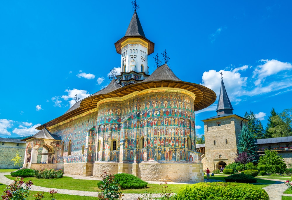 Kloosters van Bucovina Roemenië shutterstock 491950138, Bezienswaardigheden in Roemenië