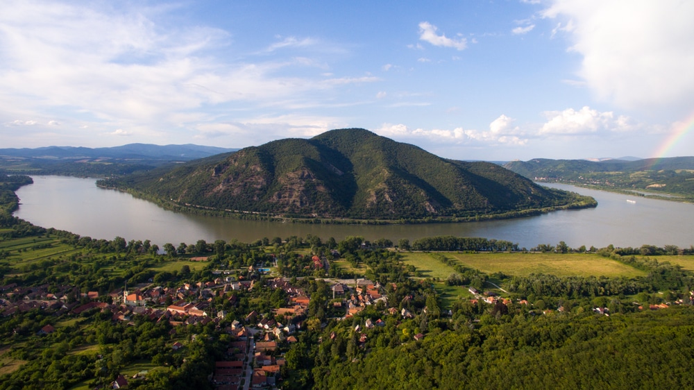 Donauknie Hongarije shutterstock 1155991456, bezienswaardigheden in Hongarije