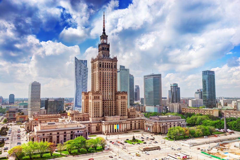 Paleis van Cultuur en Wetenschap Warschau shutterstock 190990370, 10 mooiste bezienswaardigheden in krakau