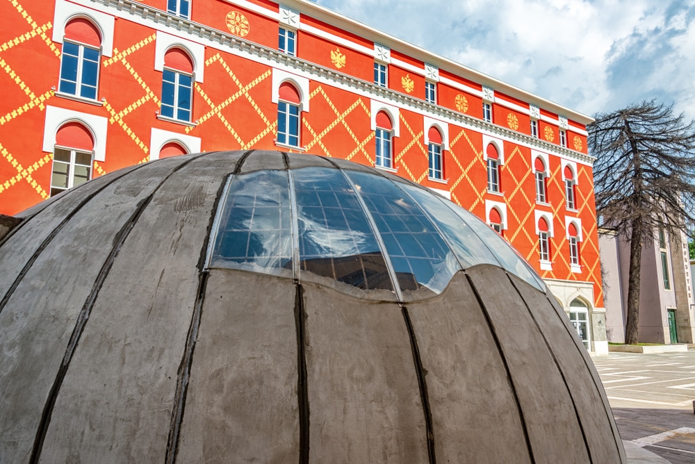 10 x de mooiste bezienswaardigheden in Tirana