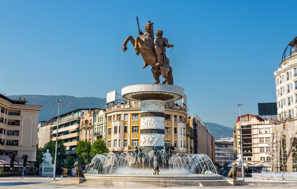 Macedonia Square Skopje shutterstock 329407583, Bezienswaardigheden in Skopje