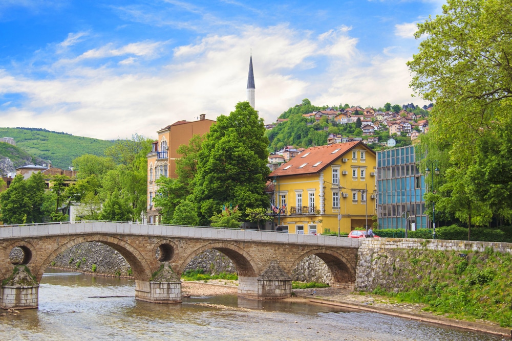 Latinski Most Sarajevo shutterstock 688603963, mooiste bezienswaardigheden in Sarajevo