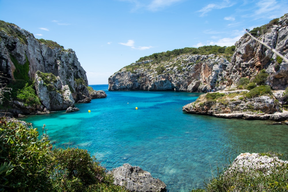 Cales Coves Menorca shutterstock 1500351665, stranden Spanje