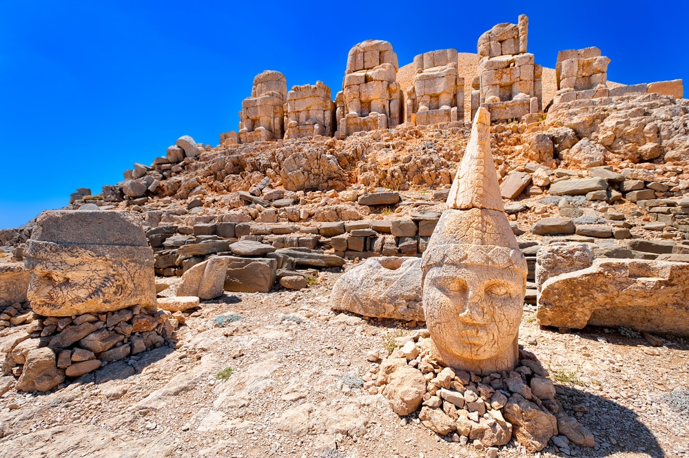 Nemrut Dagi Griekenland shutterstock 89742949, leukste en mooiste steden van Europa