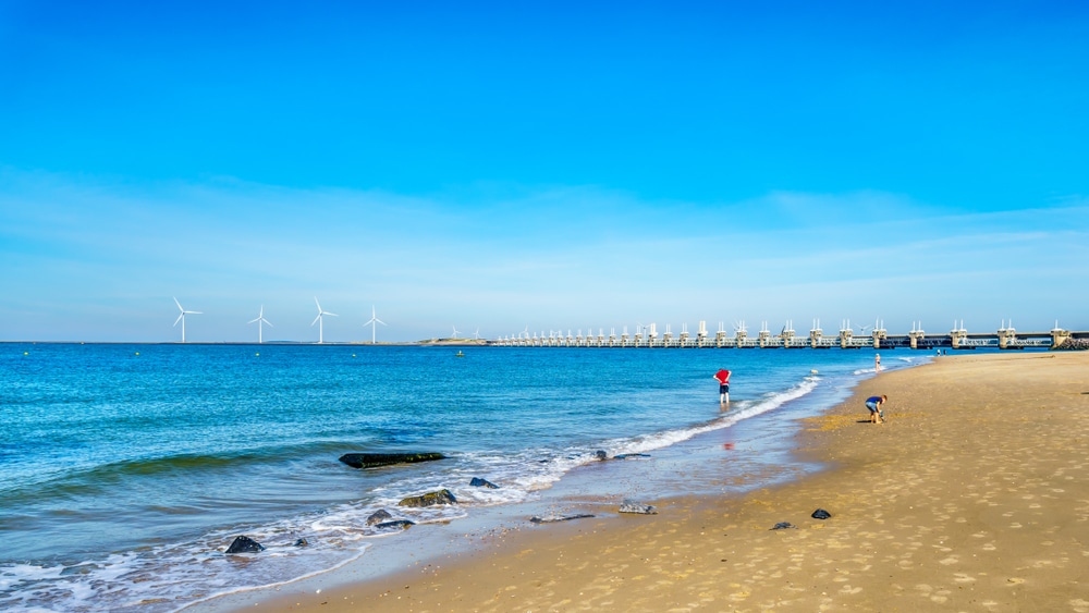 Banjaardstrand Zeeland shutterstock 1226250451, roadtrips nederland