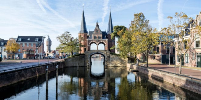 Sneek Friesland shutterstock 1240041562, Bezienswaardigheden in Friesland