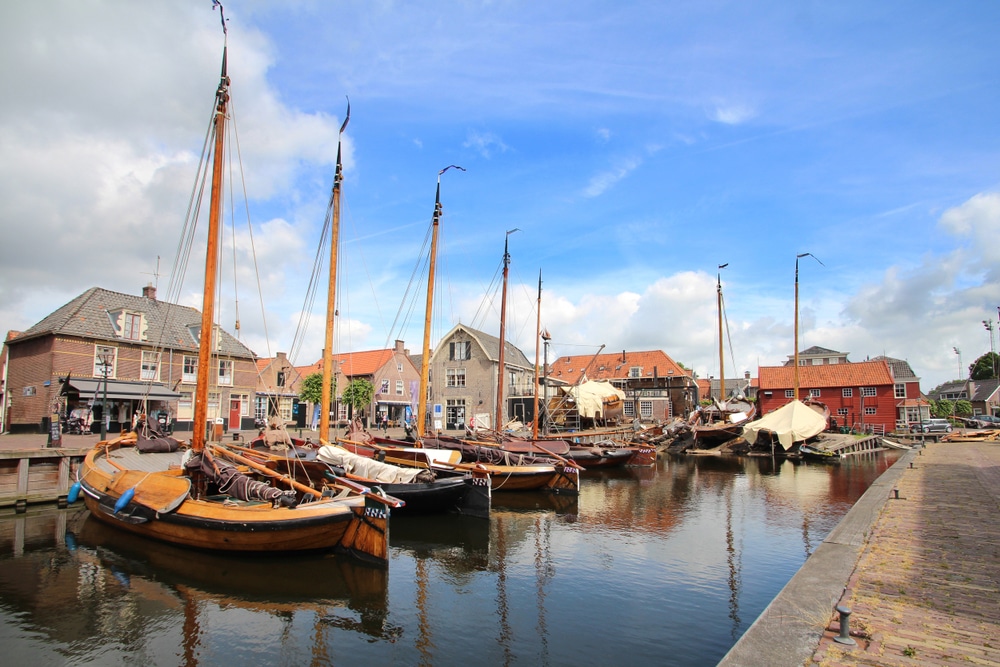 Spakenburg Utrecht shutterstock 1571063191, stedentrips met de auto