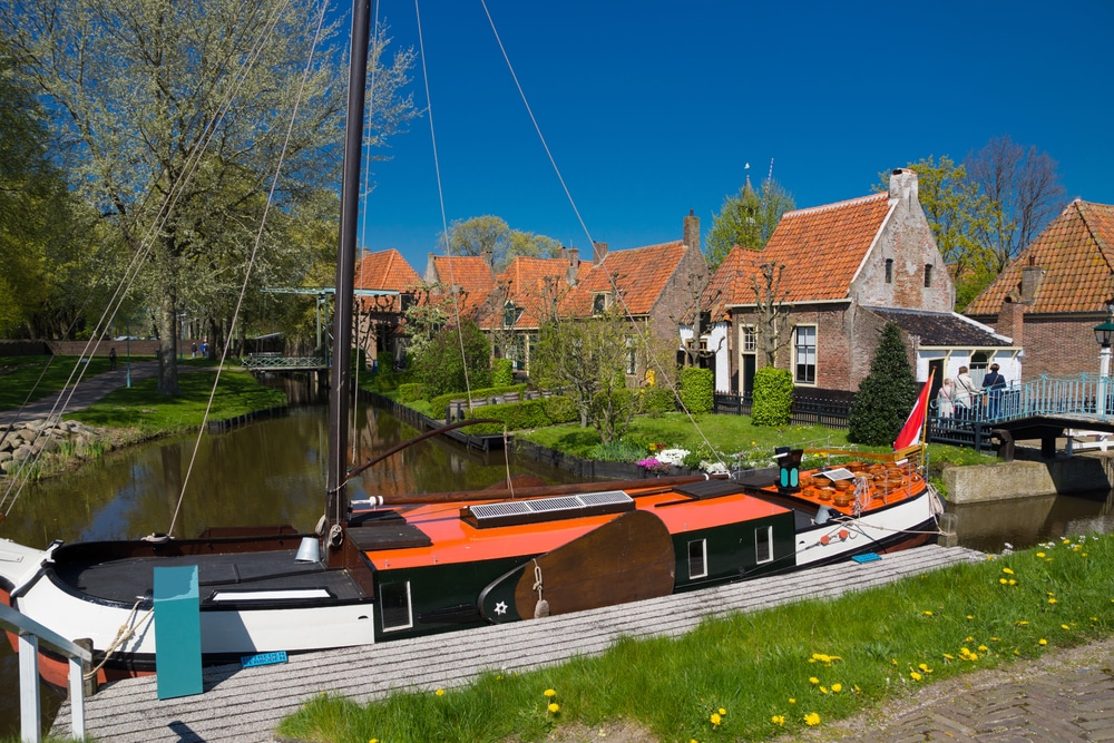 Zuiderzeemuseum Noord Holland shutterstock 572991178, bezienswaardigheden alkmaar