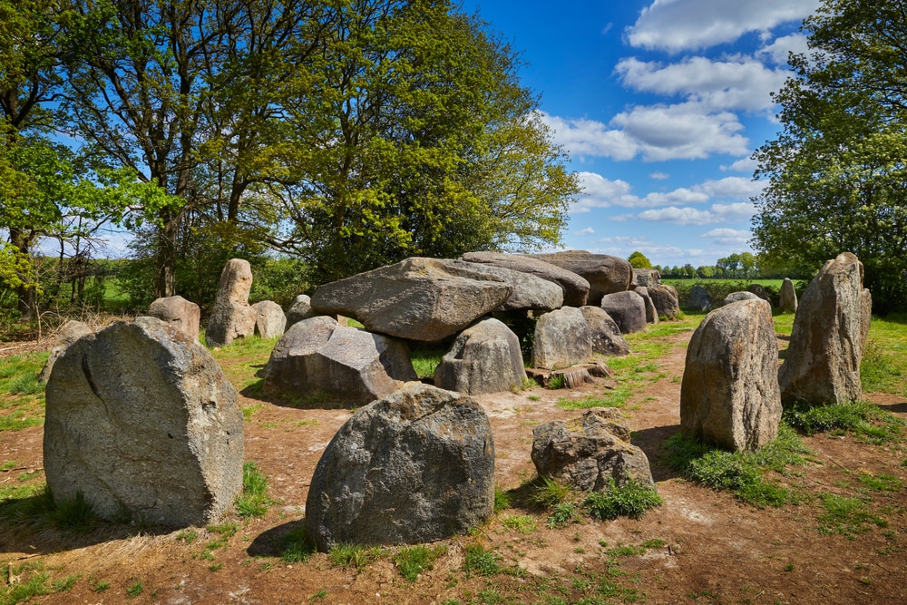 Hunebedden Drenthe shutterstock 1731566047, wandelen in Drenthe