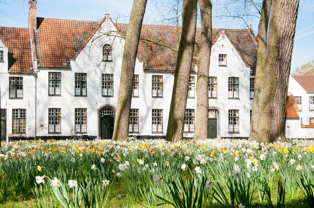 Begijnhof Brugge, Bezienswaardigheden Brugge