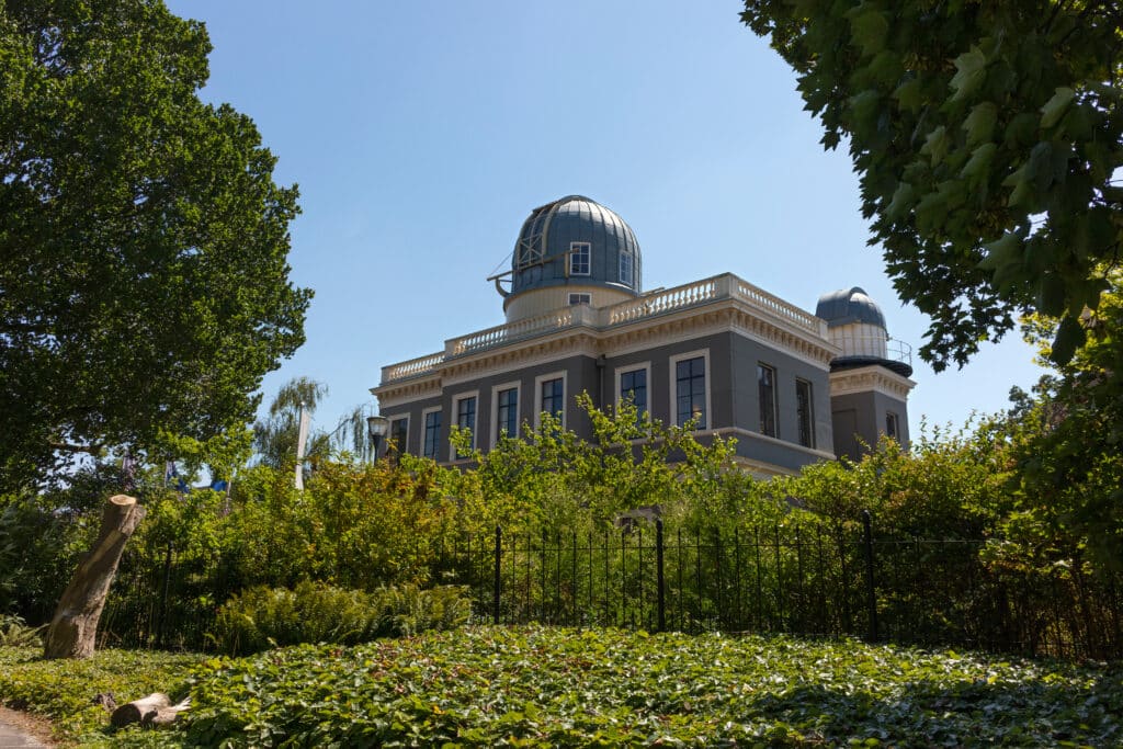 Sterrenwacht Leiden, Bezienswaardigheden Leiden