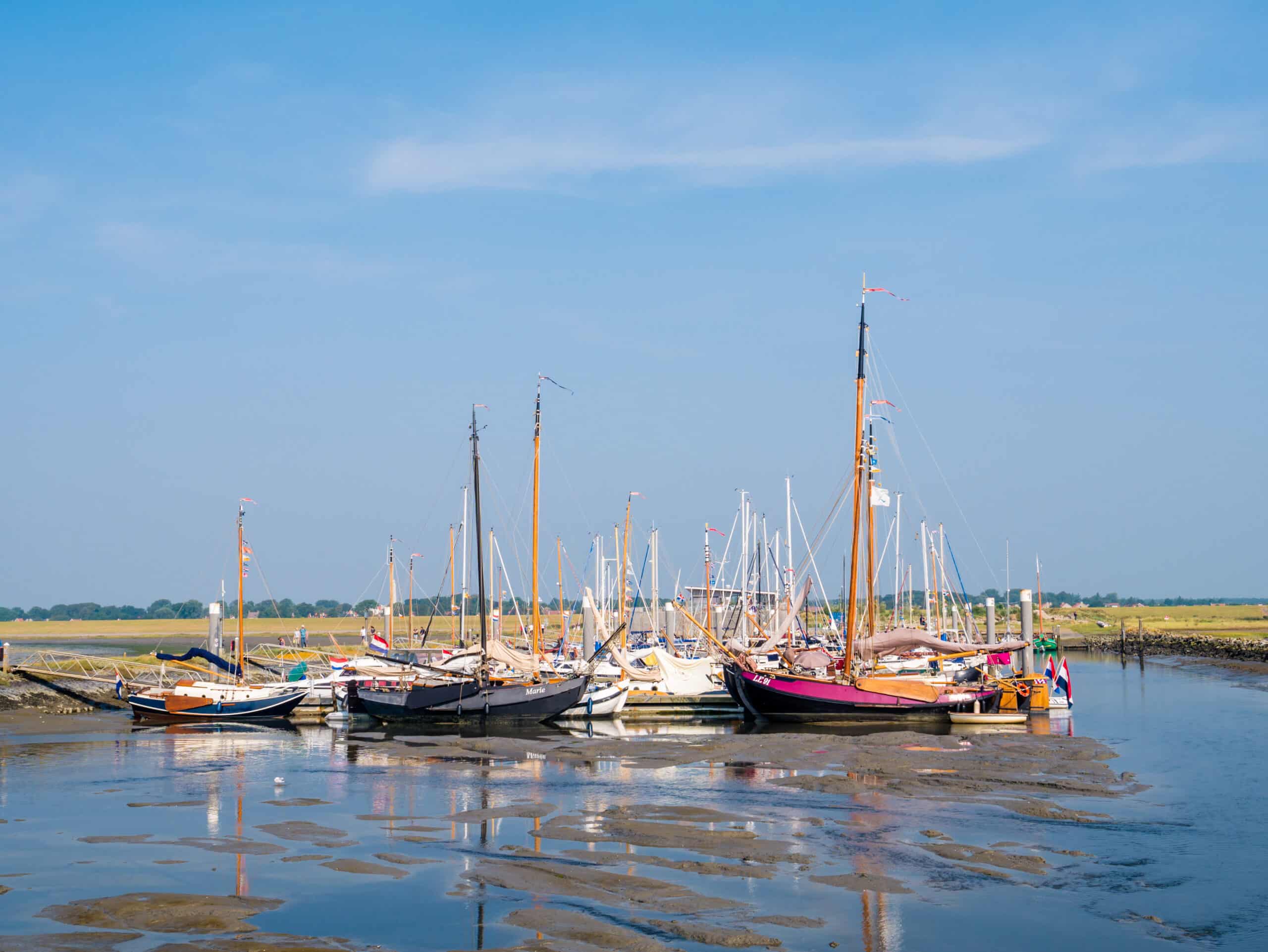 Jachthaven Schiermonnikoog scaled, bezienswaardigheden Schiermoonikoog