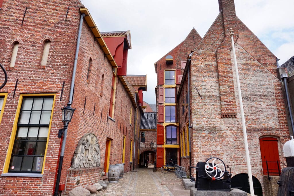 Noordelijk Scheepvaartsmuseum Groningen, vrijstaande natuurhuisjes Groningen