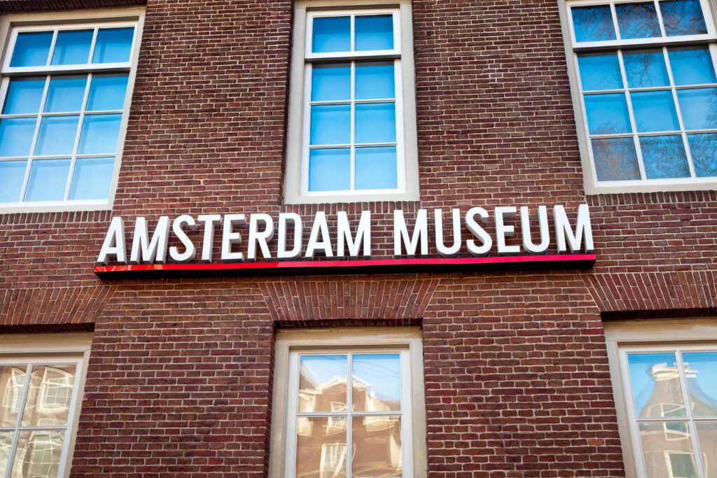 Amsterdam Museum Amsterdam min, Bezienswaardigheden Amsterdam