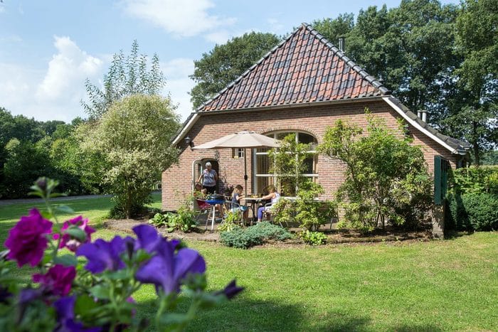 Camping de Noetselerberg 2, tiny house Overijssel