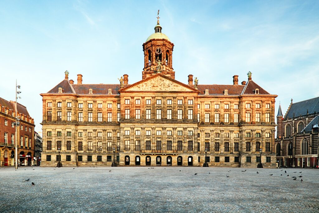 Paleis op de Dam Amsterdam min, mooiste kastelen Nederland