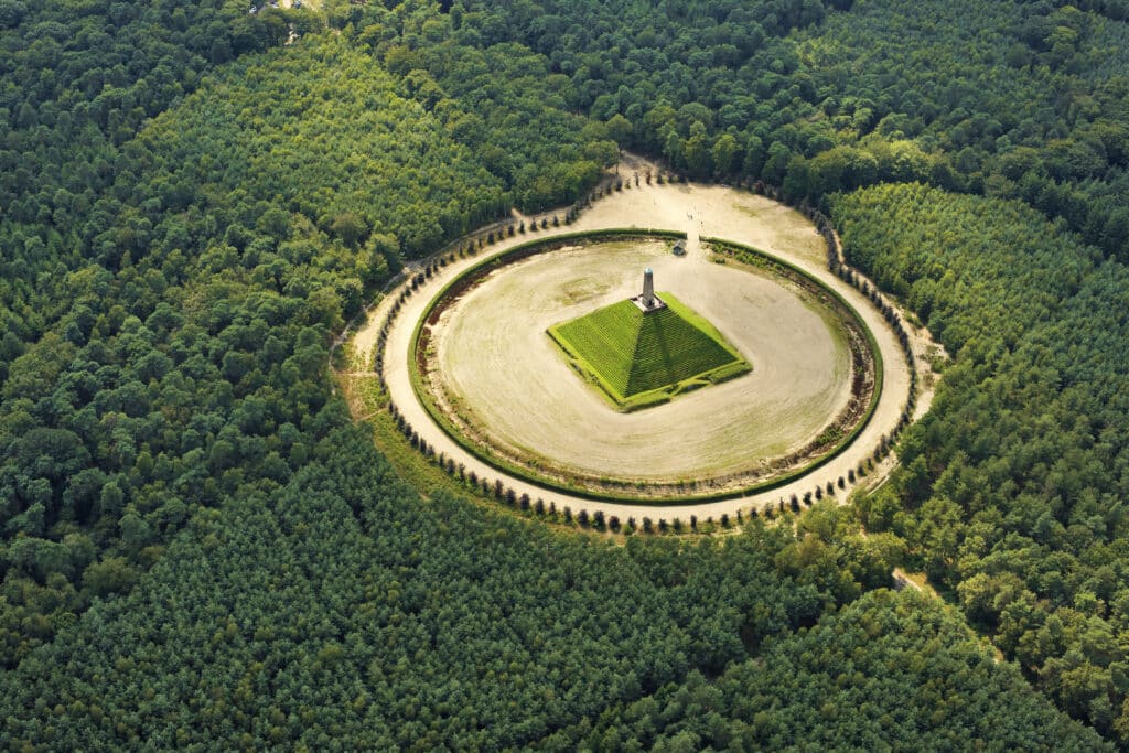 Pyramide van Austerlitz Utrechtse heuvelrug, natuurgebieden nederland