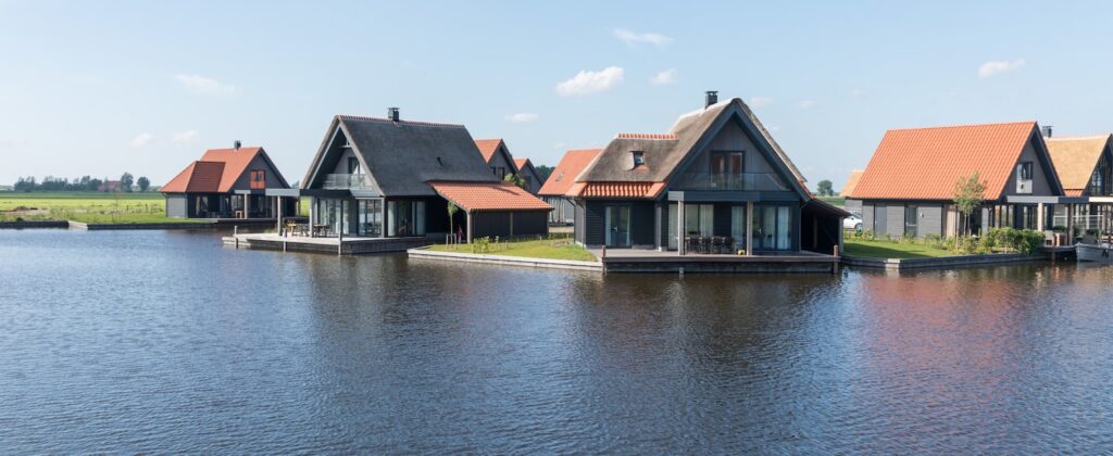 Roompot Waterstaete Ossenzijl, wellness huisje nederland