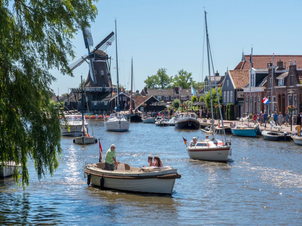 Woudsend dorpen Friesland, fietsvakantie europa