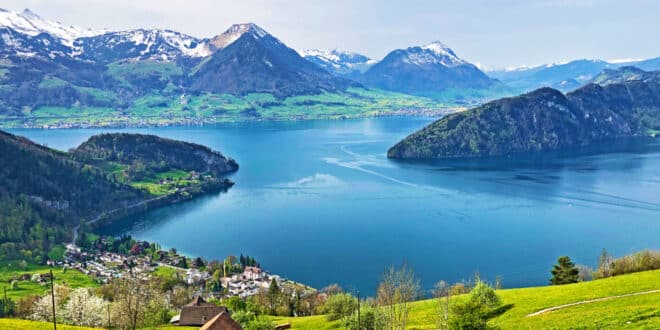 Vierwoudstedenmeer Bergmeren Zwitserland, mooiste plekken Zwitserland zomer