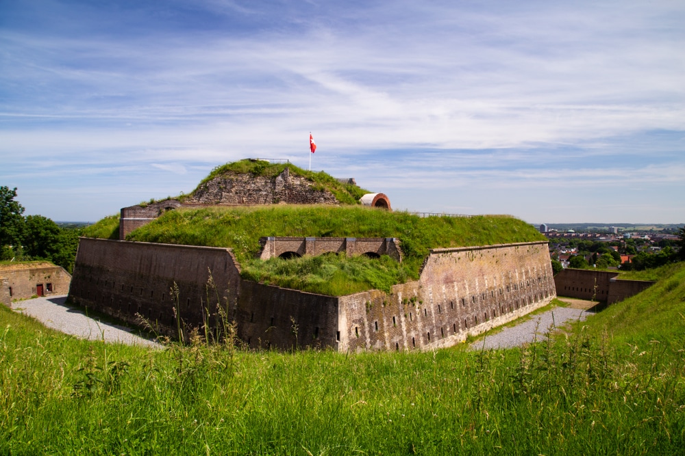 Fort Sint Pieter wandelroutes zuid limburg shutterstock 1572705190, bezienswaardigheden alkmaar