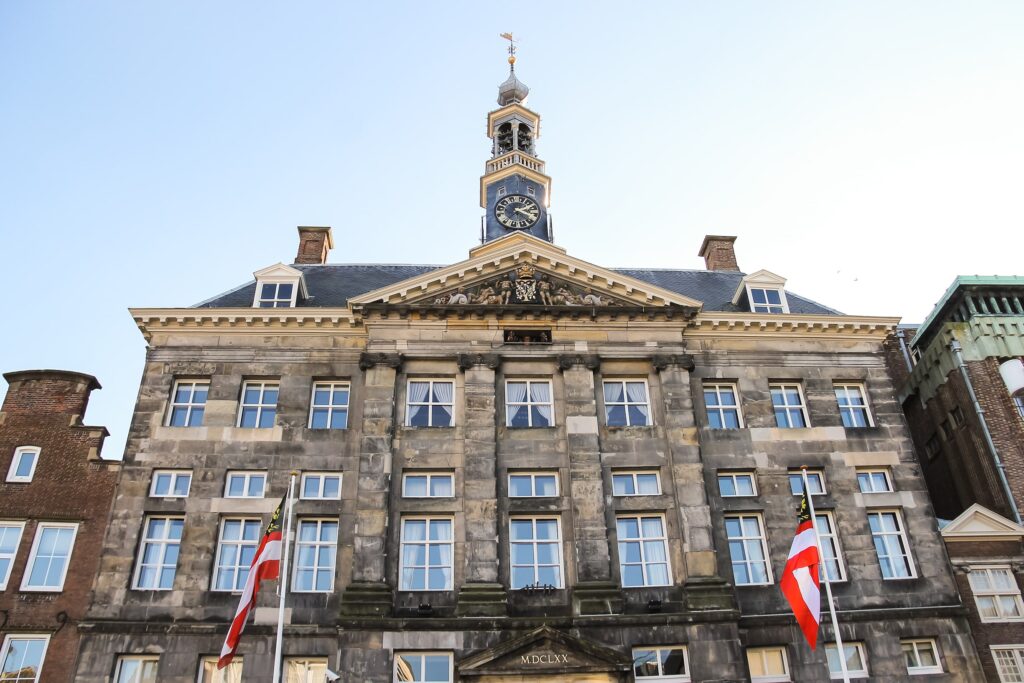 Stadhuis Den Bosch min, wat te doen in Den Bosch