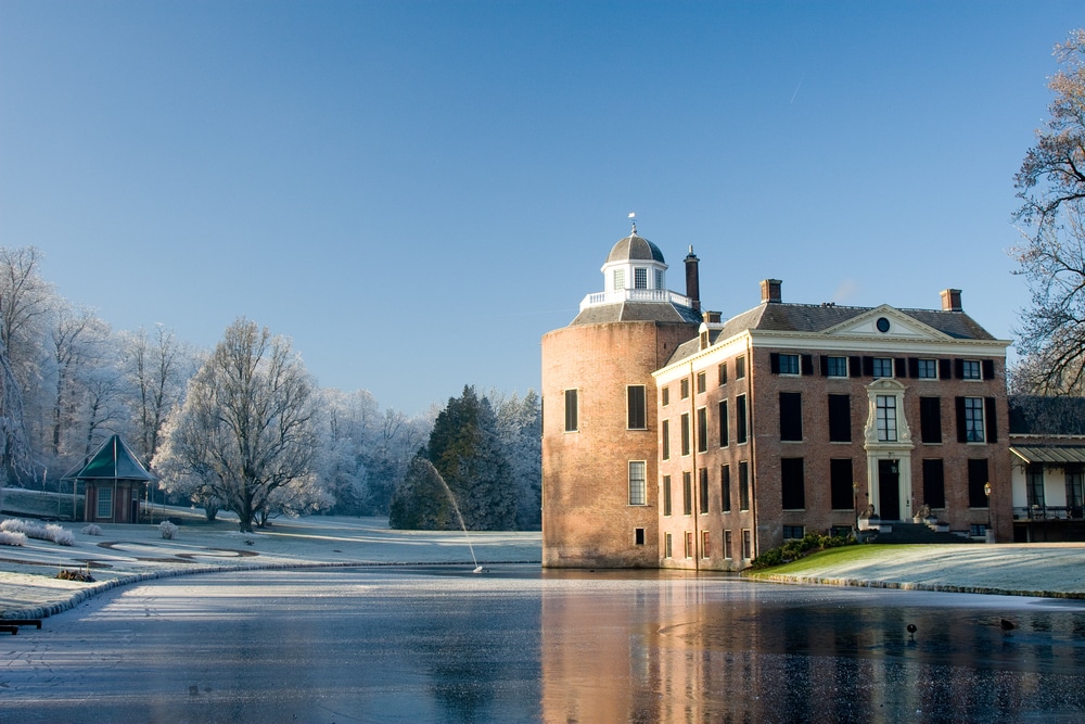 Kasteel Rosendael paleizen kastelen Nederland shutterstock 53119648, mooiste kastelen Nederland