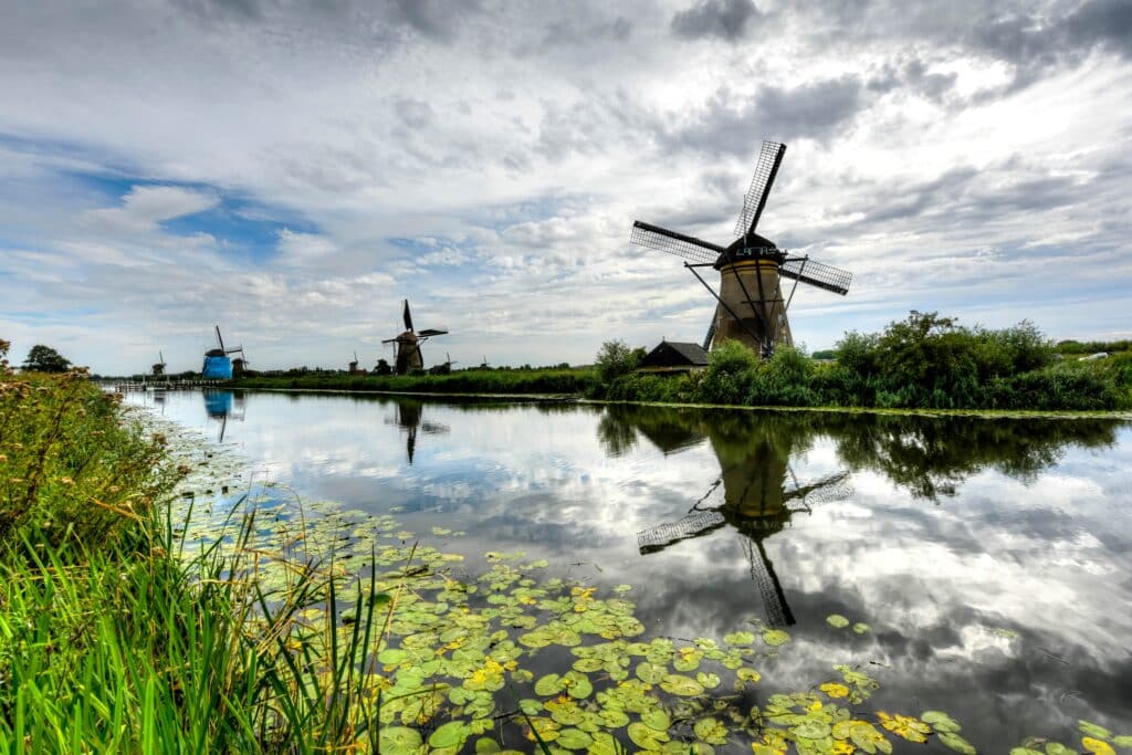 Kinderdijk Wandelroutes Zuid Holland min, wandelen in Zuid-Holland