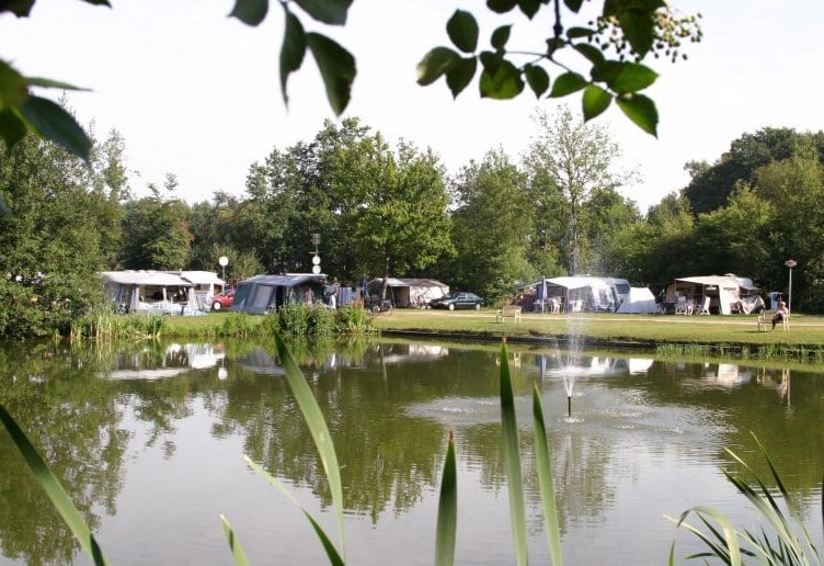 Camping De Rammelbeek 13 916x516 1