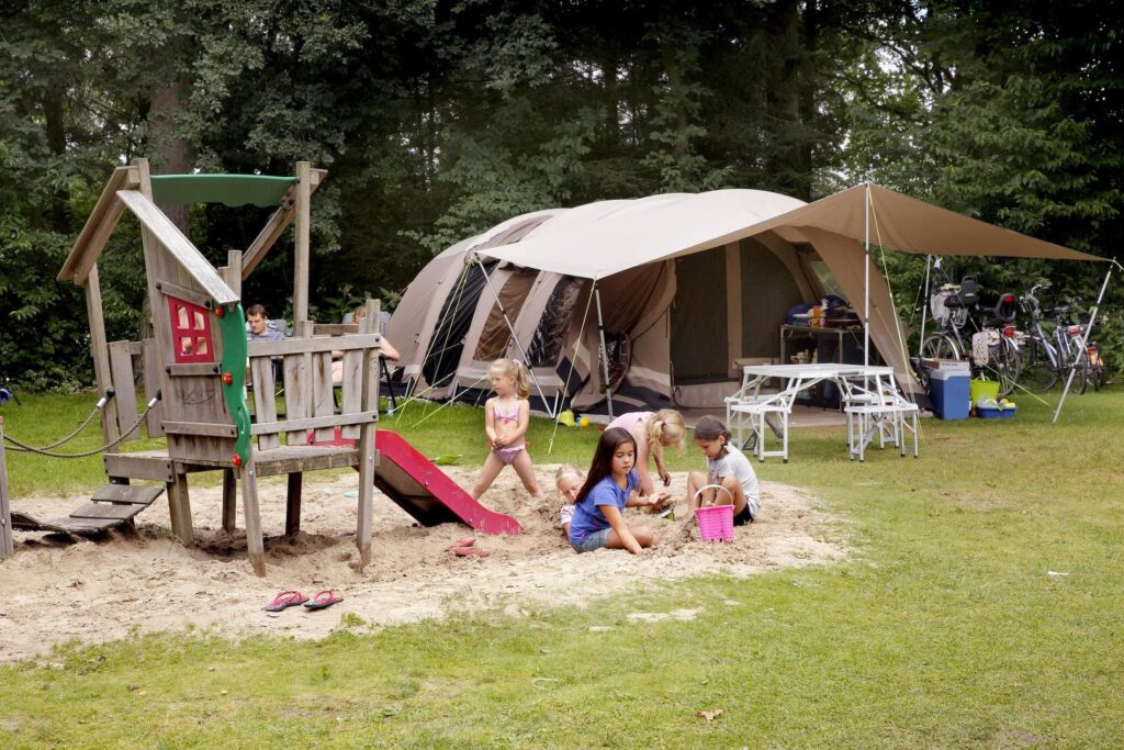 camping de wildhoeve 1, wandelroutes Gelderland