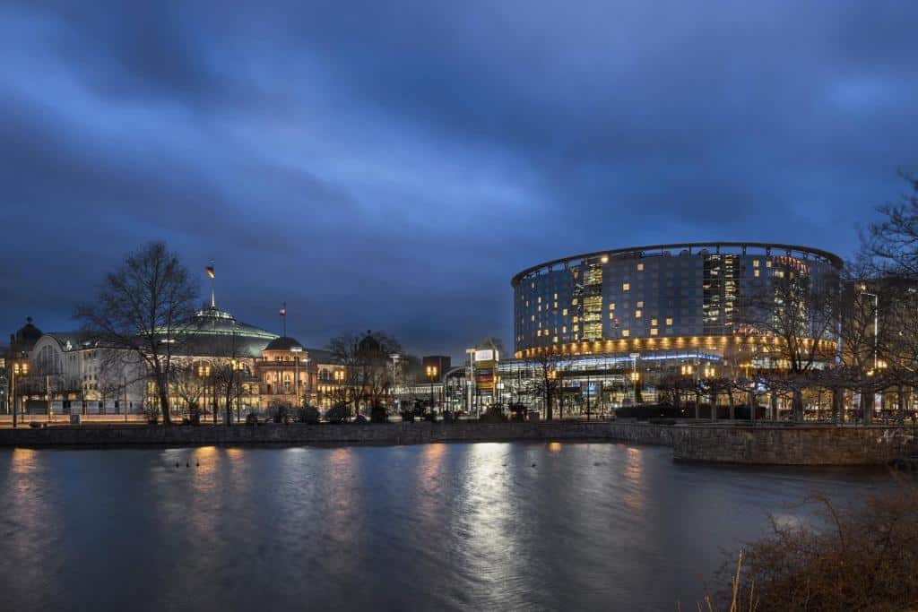 Maritim Hotel Frankfurt, stedentrips met de auto