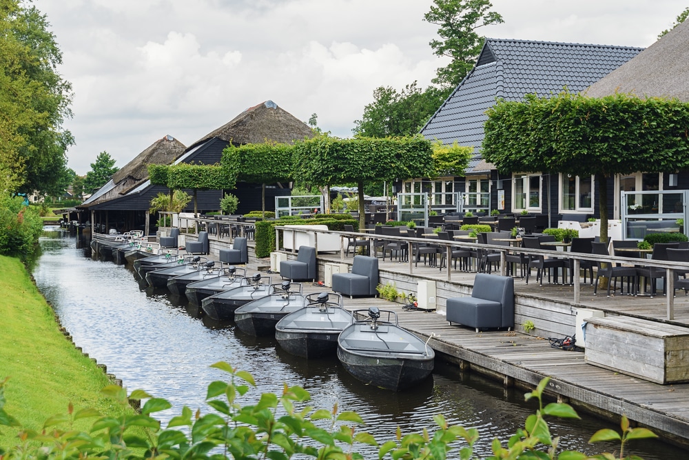 giethoorn overijssel shutterstock 448295782, De 10 mooiste tiny houses in Twente