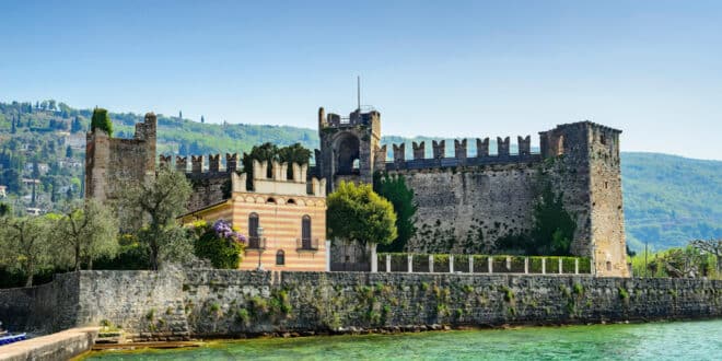 Torri del Benaco Gardameer Italie 1230049111, De 10 mooiste bezienswaardigheden op Sicilië