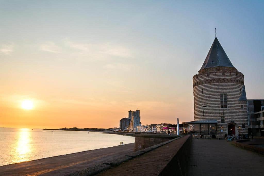 gevangentoren 1, strandhuisje Zeeland