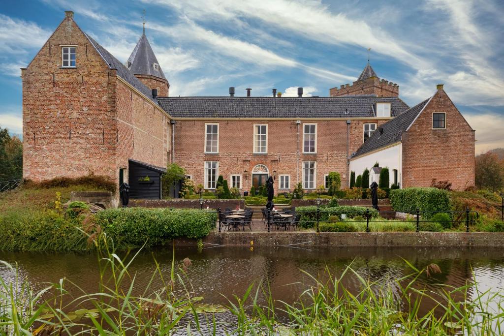 kasteel westhove 4, 15 x bijzonder overnachten in Zeeland