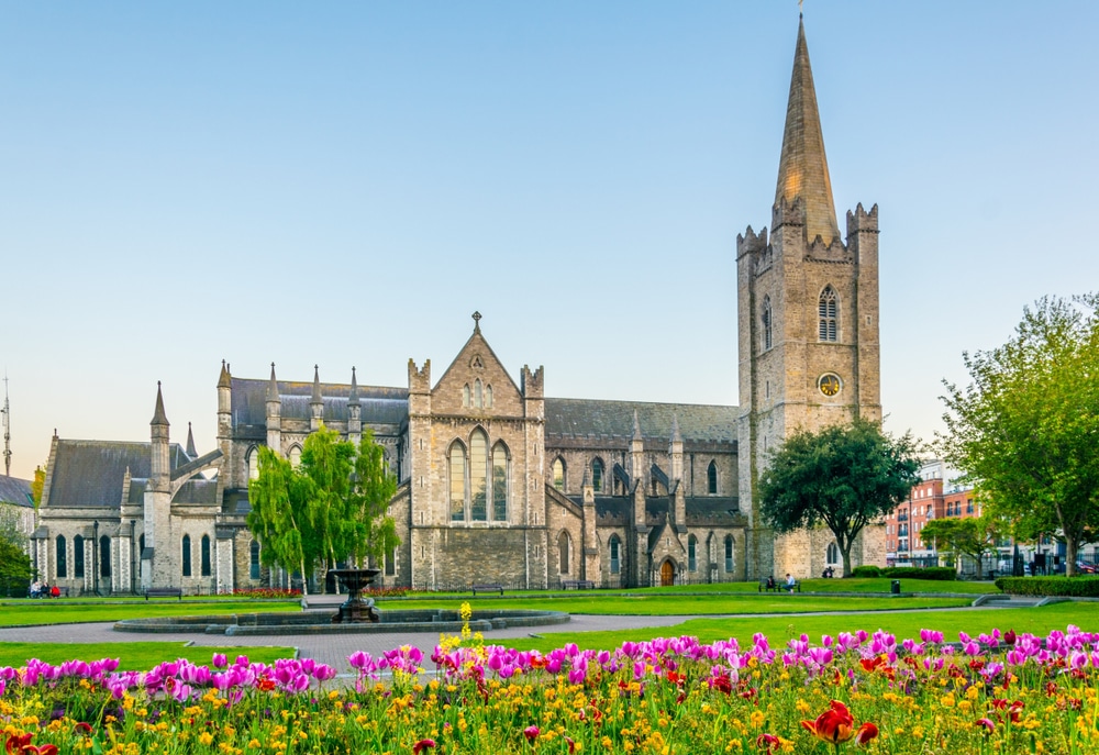 St Patricks Cathedral Dublin Ierland1116830534, 12 mooiste bezienswaardigheden in dublin