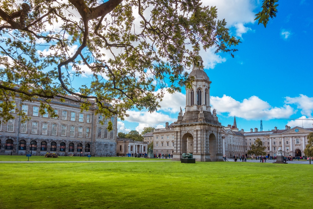 Trinity College Dublin Ierland 1190111185, 12 mooiste bezienswaardigheden in dublin