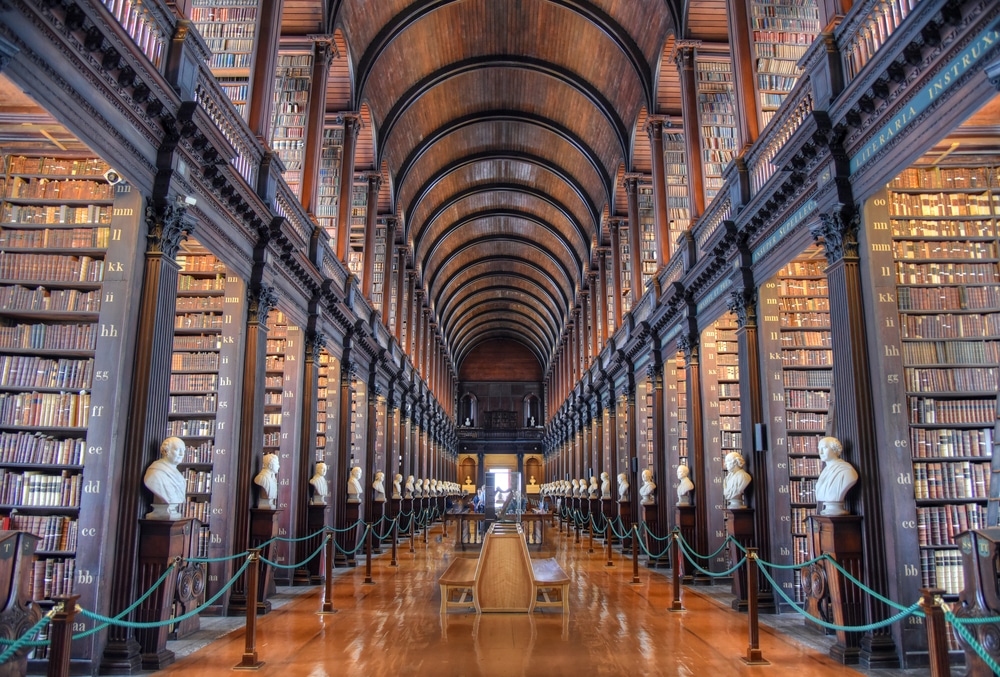 Trinity College Dublin Ierland 659133262, 12 mooiste bezienswaardigheden in dublin