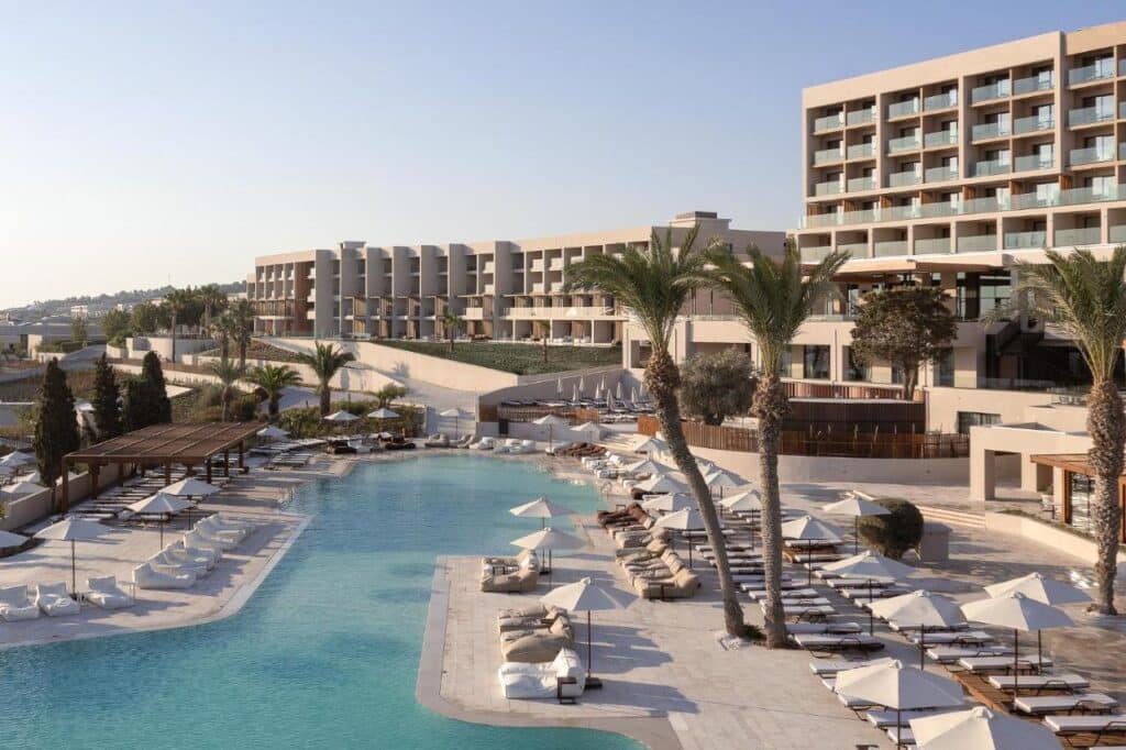 Helea Family Beach Resort 1024x682
