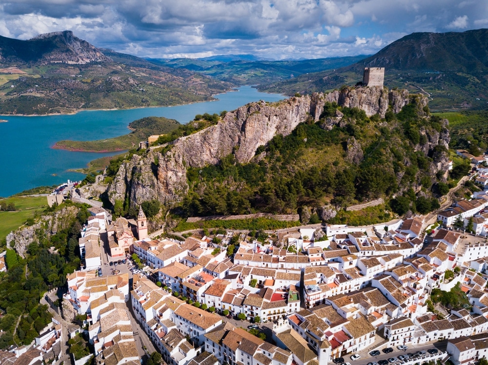 Zahara de la Sierra Andalusie Spanje 2069010560, bezienswaardigheden spanje