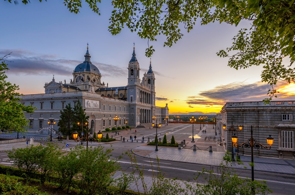 Santa Maria la Real de La Almudena Madrid 2217917297, mooiste bezienswaardigheden in Madrid