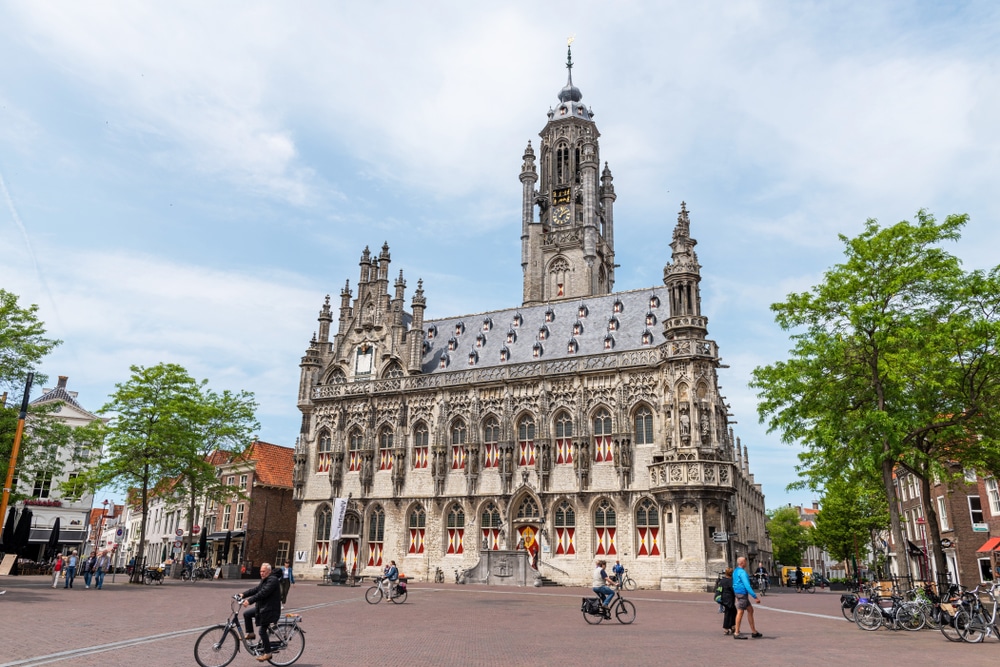 Grote markt van Middelburg 1519531238, mooiste bezienswaardigheden in Middelburg