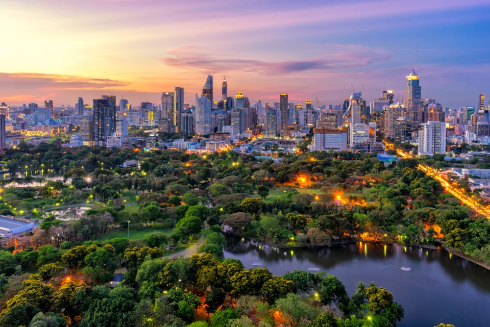 Bangkok Thailand shutterstock 776689966, Bezienswaardigheden Zuid-Holland