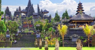 Besakih tempel Bali 1017506473,