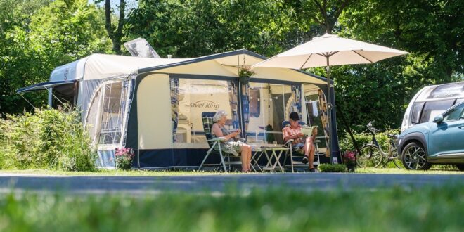 Nederland Marienberg Camping De Pallegarste ExtraLarge 2, natuurhuisje Moezel