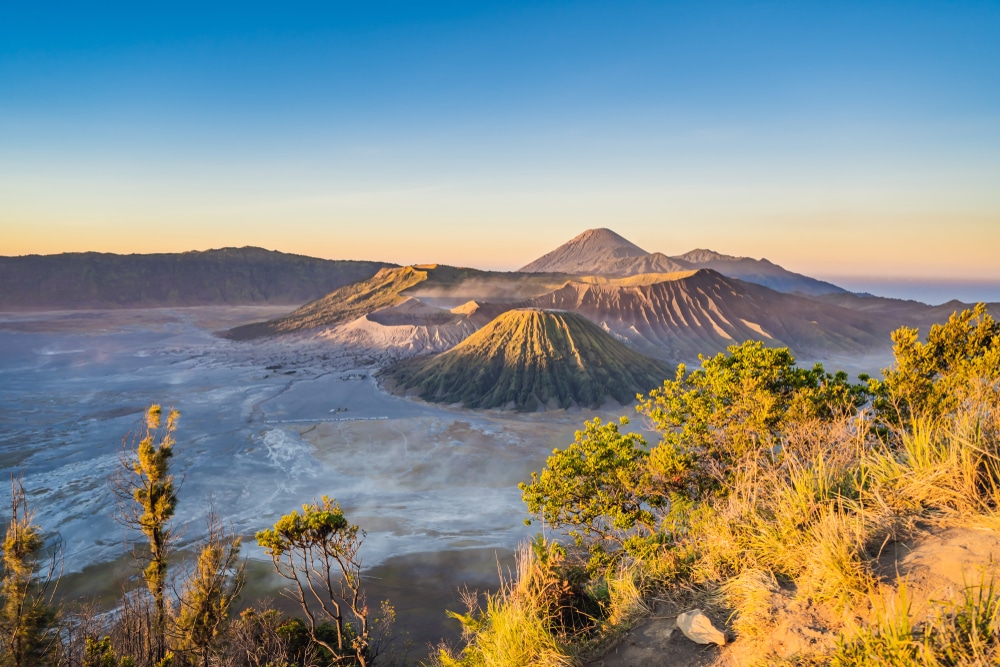 Bromo vulkaan Java Indonesie shutterstock 1470986987, Bezienswaardigheden Zuid-Holland